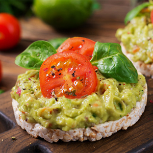 Crisp Bread w/ Guacamole